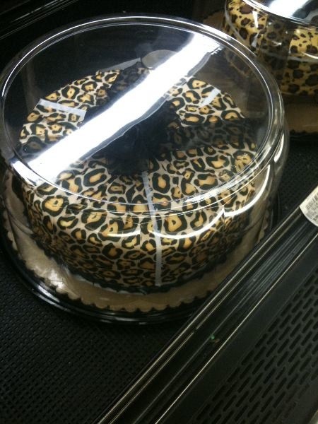 animalprintcake_.jpg