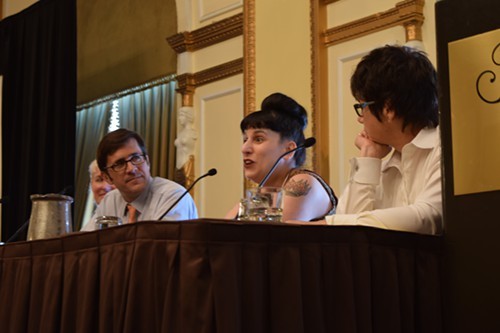 From left, Southern Livings Sid Evans, CNNs Kat Kinsman, and The New York Timess Kim Severson address food writers at the 2014 AFJ Conference.