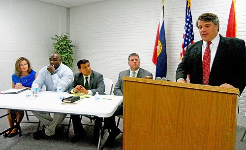 Moderator Colvett lays out ground rules for (l to r) Simmons; Price; Fazullah; and Reaves.