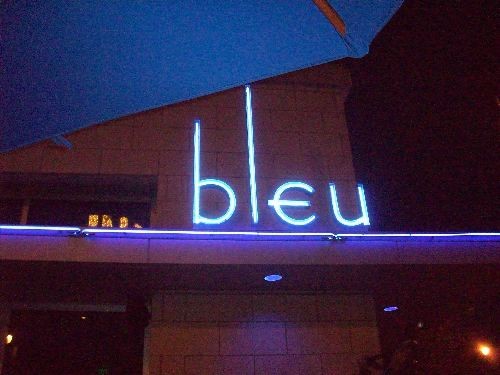 bleusign.JPG