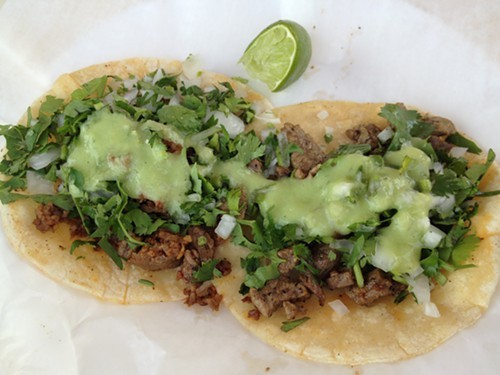 Pastor and chorizo tacos at Tacos Los Jarochos