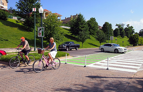 Riverside Drive bike lane