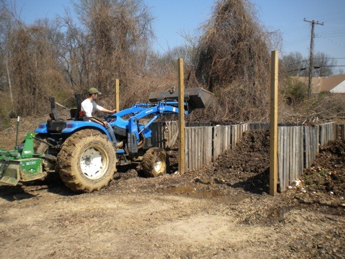 tractor_compost.JPG